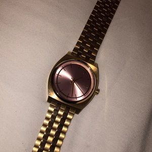 Nixon Time Teller Watch